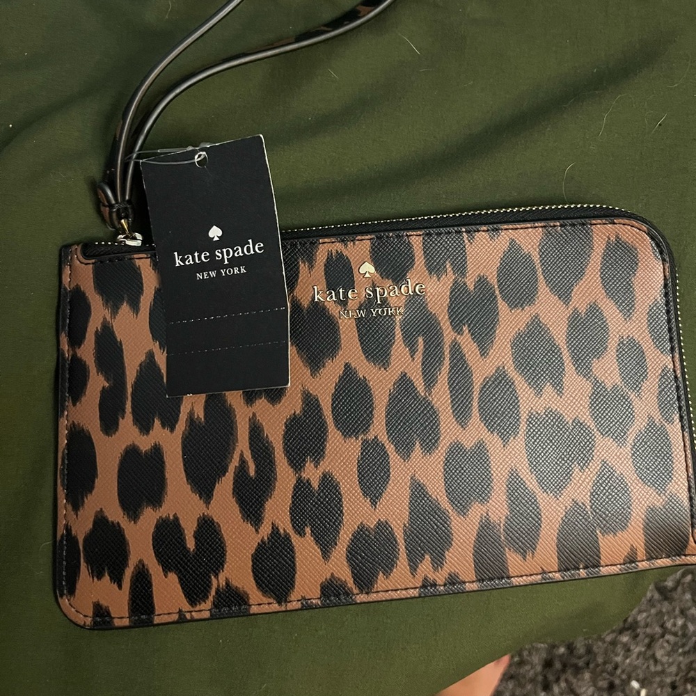 Brand new kate spade wristlet